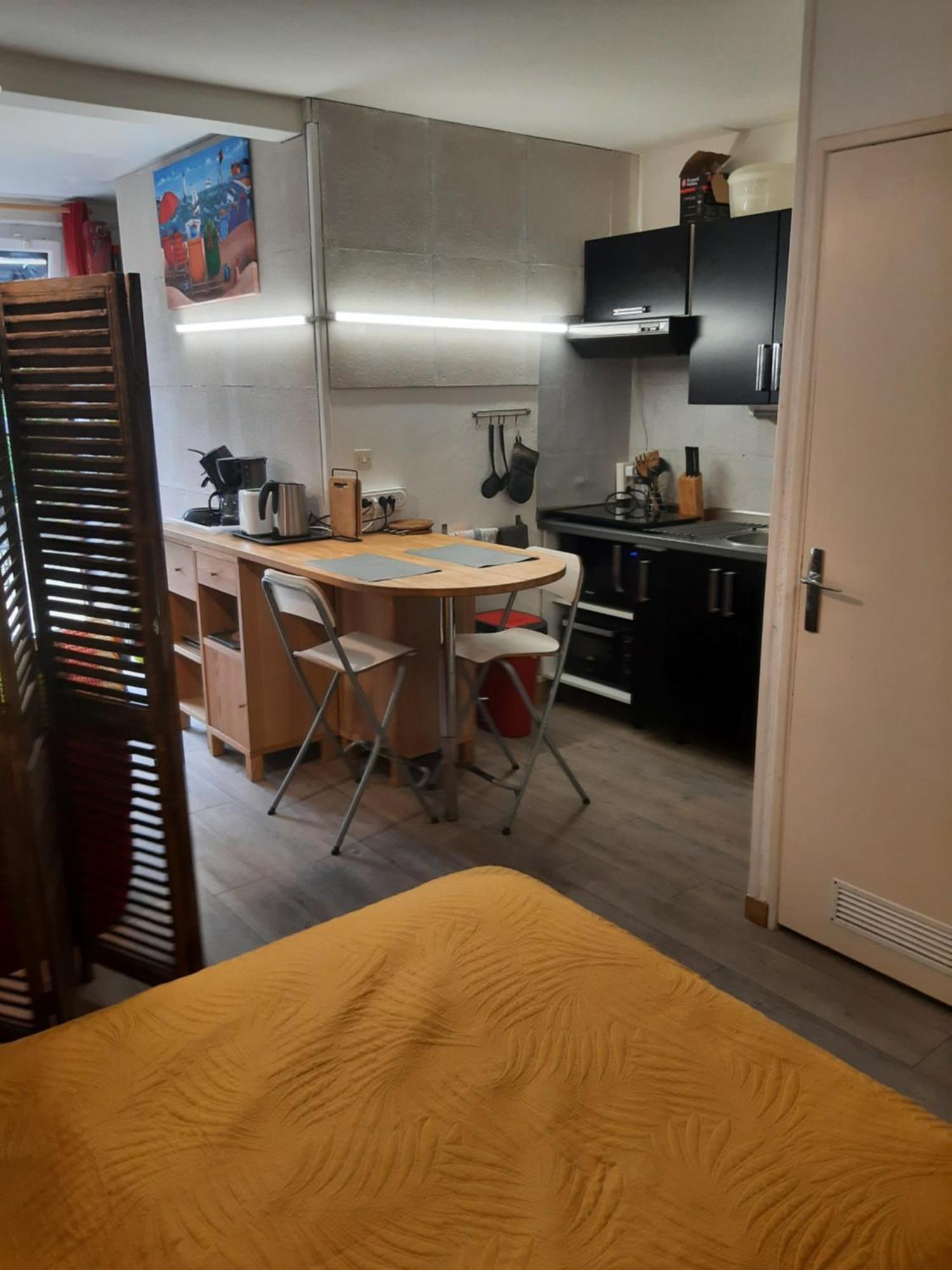 Duplex14H 1Er Etage Jardinet 1 Parking Ou Studio14B Rdc Terrasse Sans Parking Ла Рошел Екстериор снимка