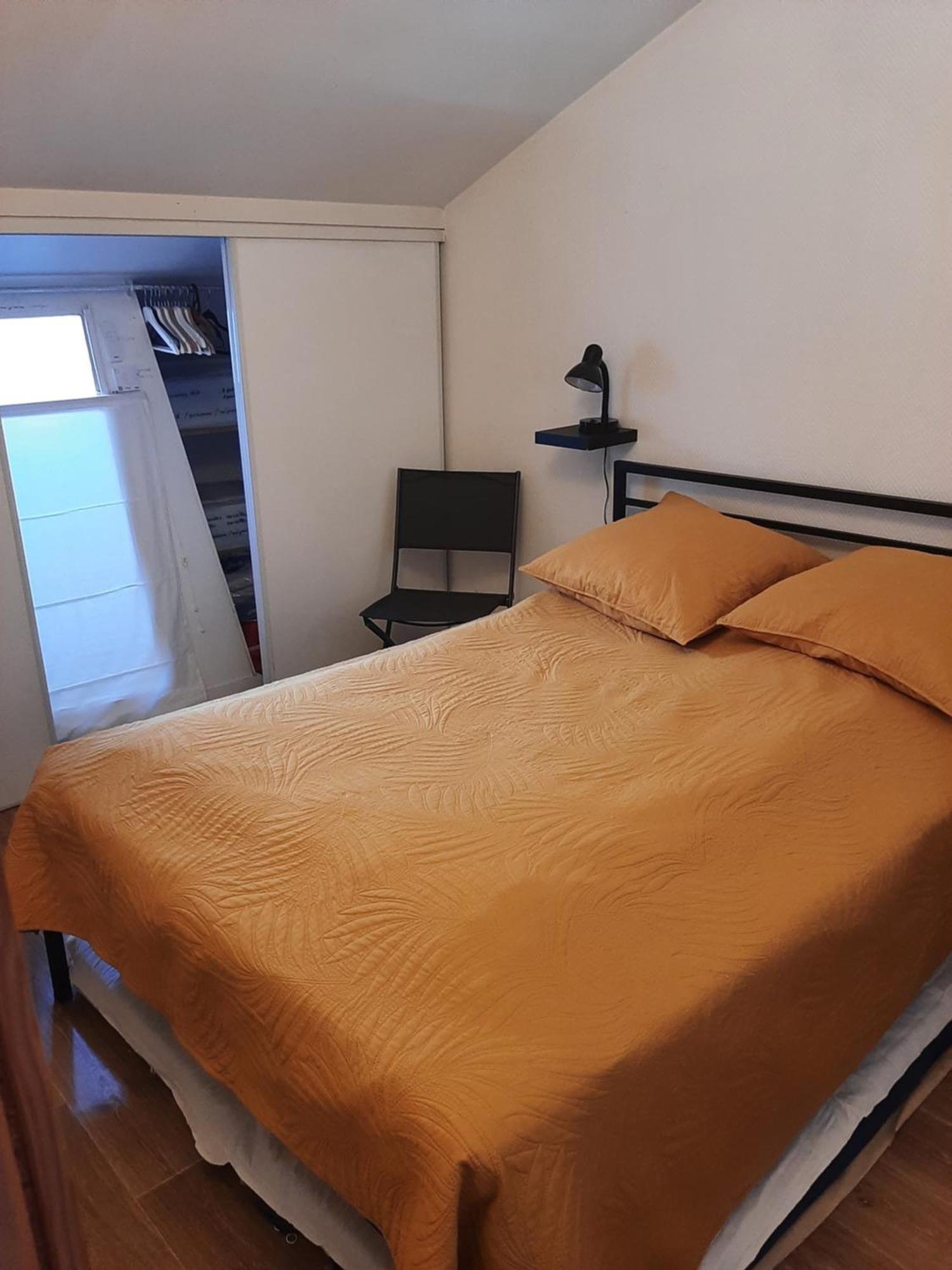 Duplex14H 1Er Etage Jardinet 1 Parking Ou Studio14B Rdc Terrasse Sans Parking Ла Рошел Екстериор снимка