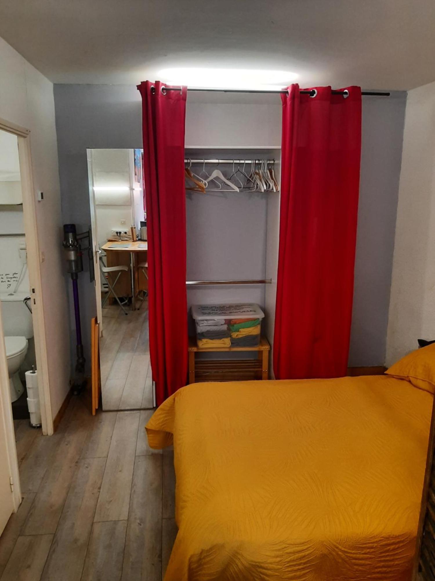 Duplex14H 1Er Etage Jardinet 1 Parking Ou Studio14B Rdc Terrasse Sans Parking Ла Рошел Екстериор снимка