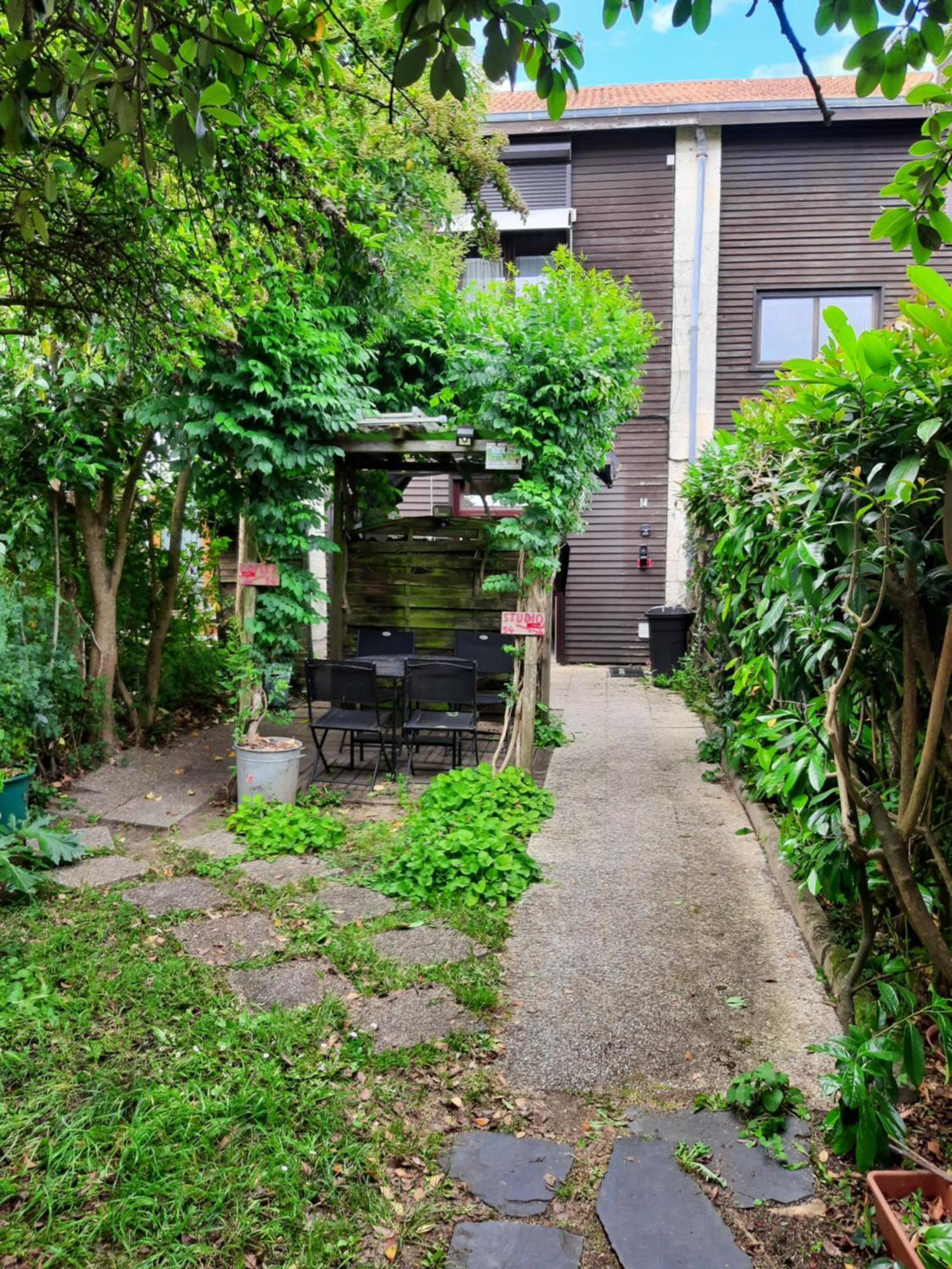 Duplex14H 1Er Etage Jardinet 1 Parking Ou Studio14B Rdc Terrasse Sans Parking Ла Рошел Екстериор снимка